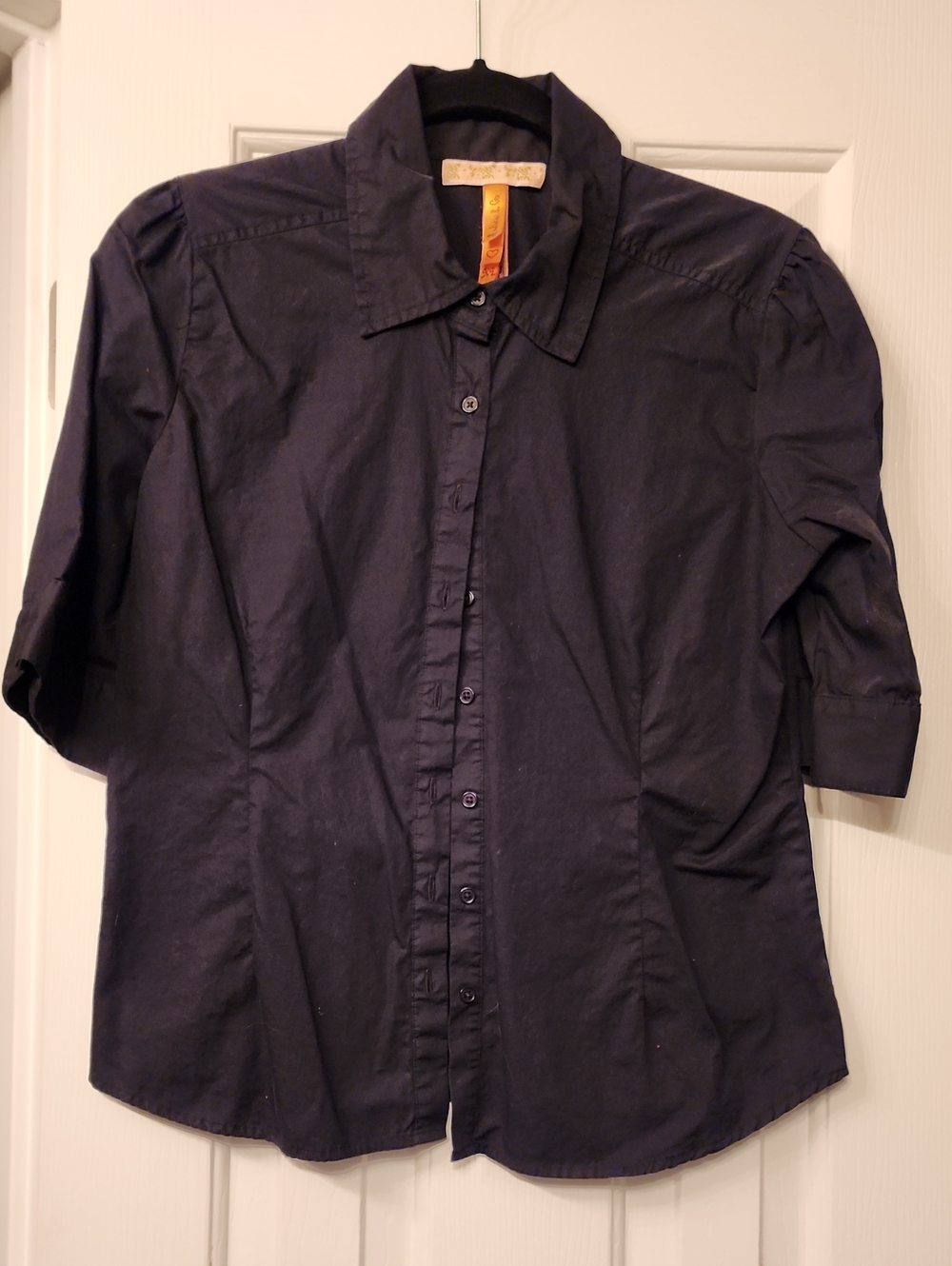 Andrew & Co Black Short-Sleeve Button-Down Blouse